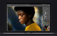 Why Do Most Creative Freelancers and Remote Workers Use Apple Laptops